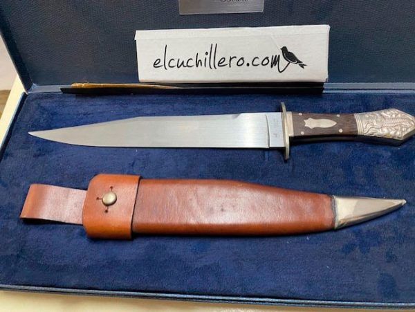 cuchillo histórico bowies de 35cm.