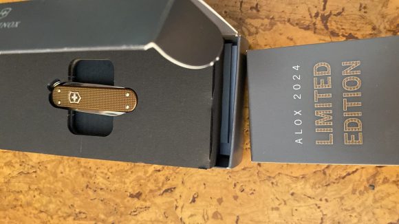 Navaja Victorinox Classic Alox 2024