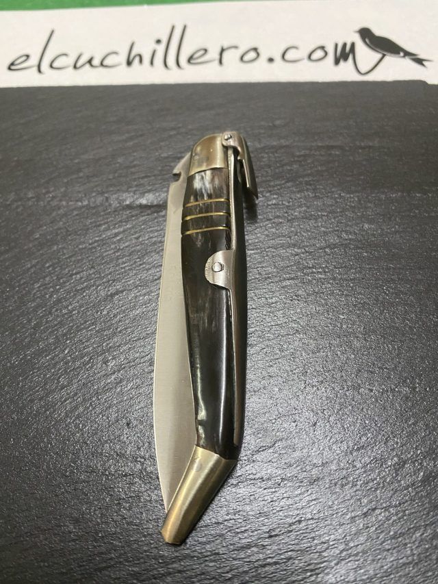 Navaja Bustos punta espada