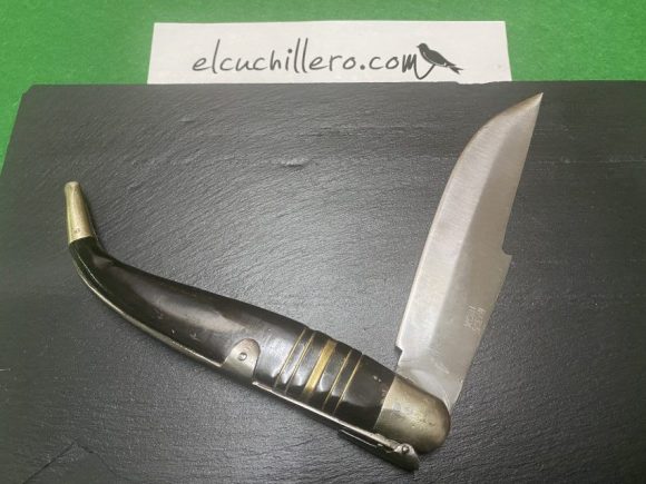 Navaja Bustos 6 Saltos