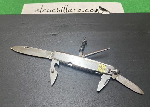 Navaja Iher, acabado “Guiloche”