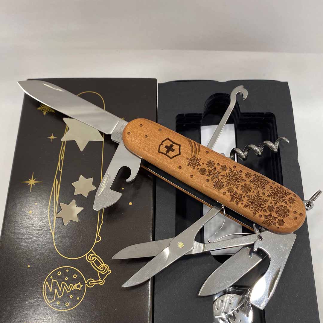Navaja Victorinox E.L. Colección Winter Magic 2025